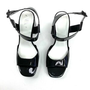Zara-Black patent leather block heel sandal
